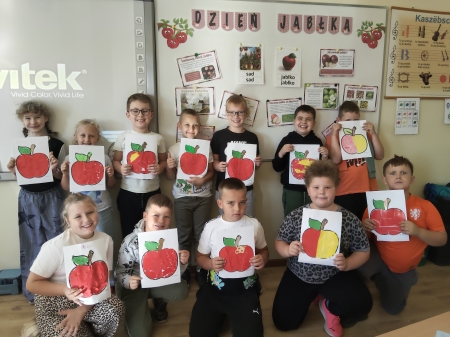 DZIEŃ JABŁKA W KLASIE 2