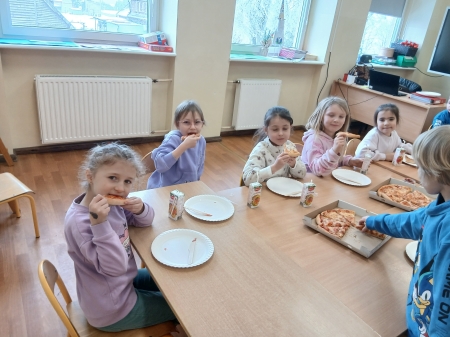 DZIEŃ PIZZY W KLASIE 1