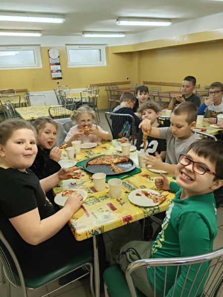 DZIEŃ PIZZY W KLASIE 2