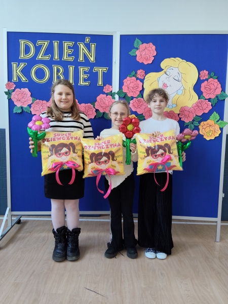 DZIEŃ KOBIET W KLASIE 2