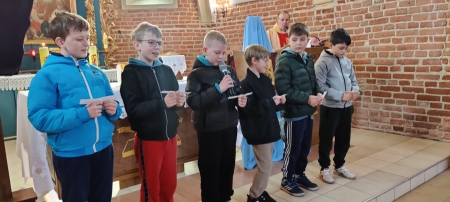 SZKOLNE REKOLEKCJE WIELKOPOSTNE