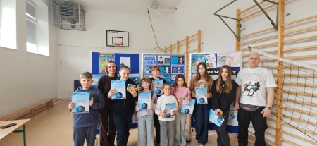 INTERNET: MIEJSCE PRZYJAZNE CZY PEŁNE PUŁAPEK? ROZSTRZYGNIĘCIE KONKURSÓW Z OKAZJI OBCHODÓW