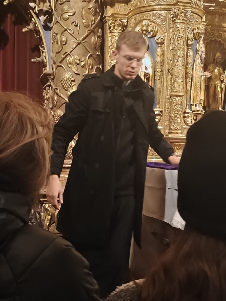 RADOSNA NOWINA - PRYMICJE NASZEGO ABSOLWENTA KS. PAWŁA W NIEŻYCHOWICACH