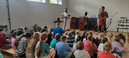 ŻYWA LEKCJA HISTORII W NASZEJ SZKOLE